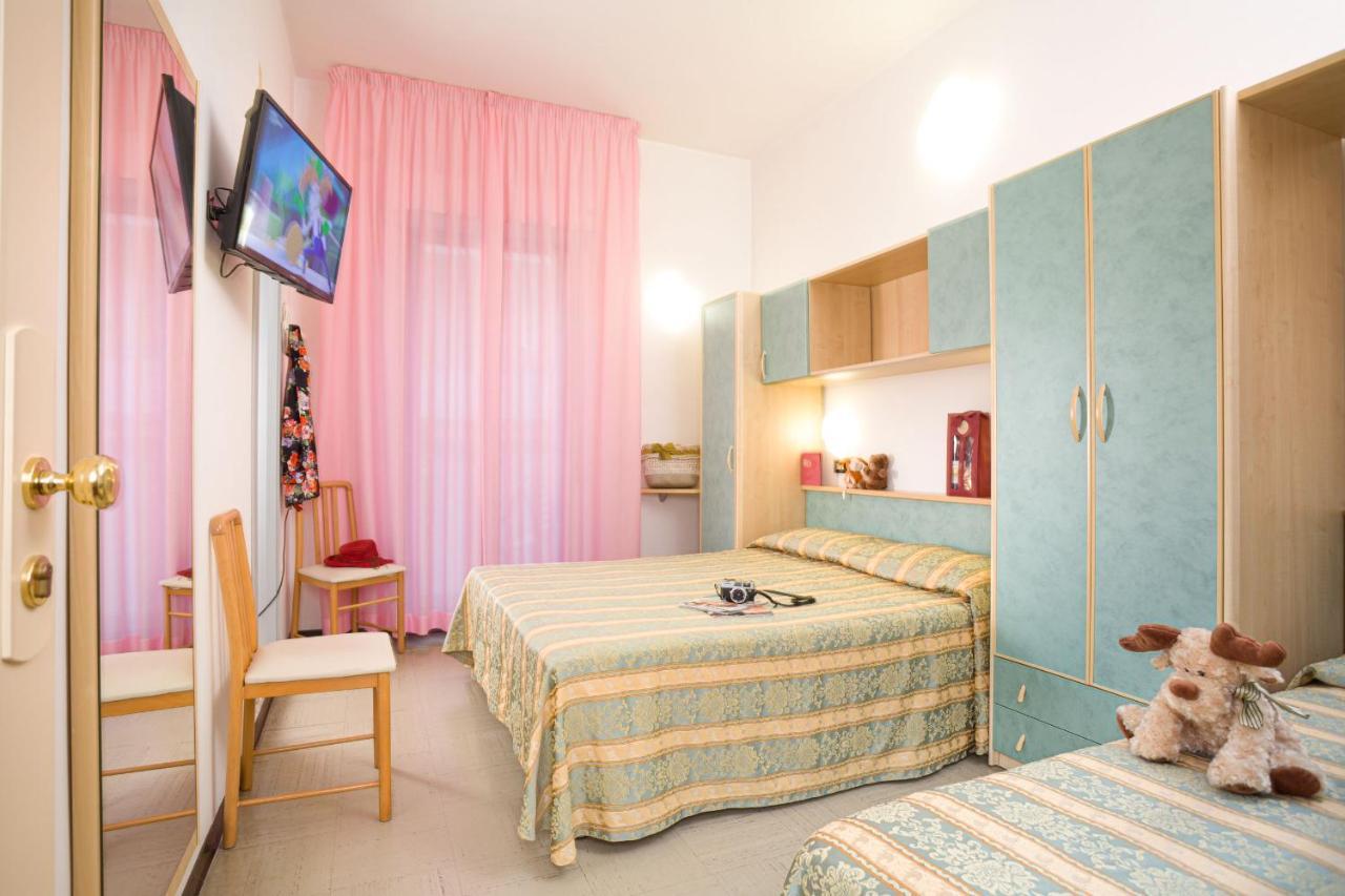 Hotel Pineta Bellaria-Igea Marina Eksteriør billede